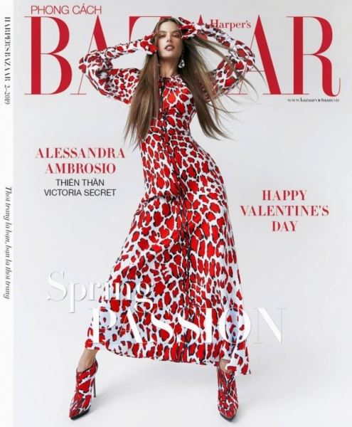 В модных образах и необычных позах: Алессандра Амбросио снялась для Harper´s Bazaar (ФОТО)