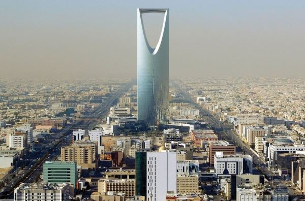 <br />
Саудовская Аравия решила максимально упростить жизнь туристам<br />
