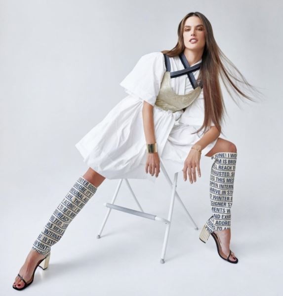 В модных образах и необычных позах: Алессандра Амбросио снялась для Harper´s Bazaar (ФОТО)